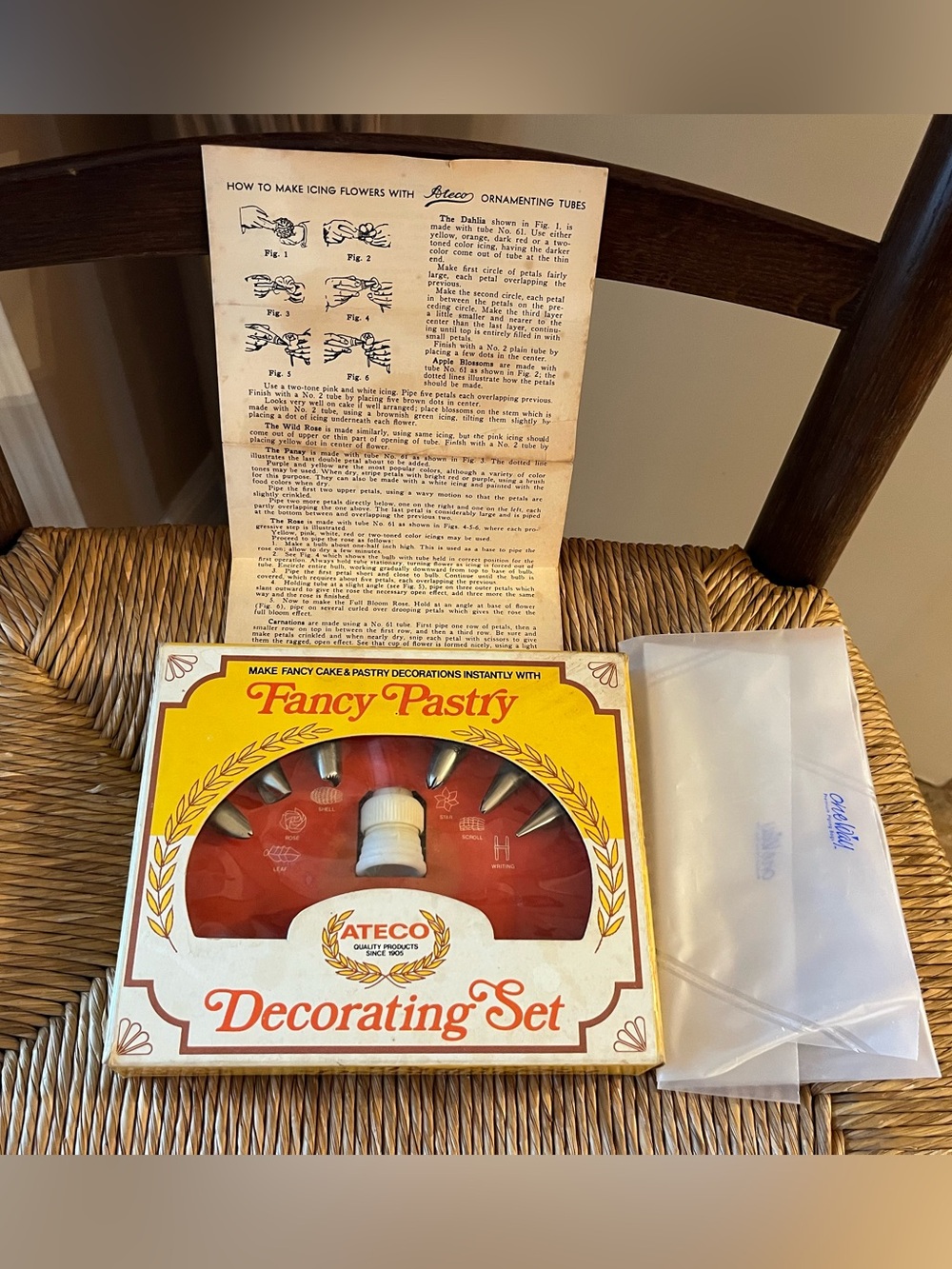 Vintage Ateco "Fancy Pastry" Cake Decorating Set - Complete with Manual